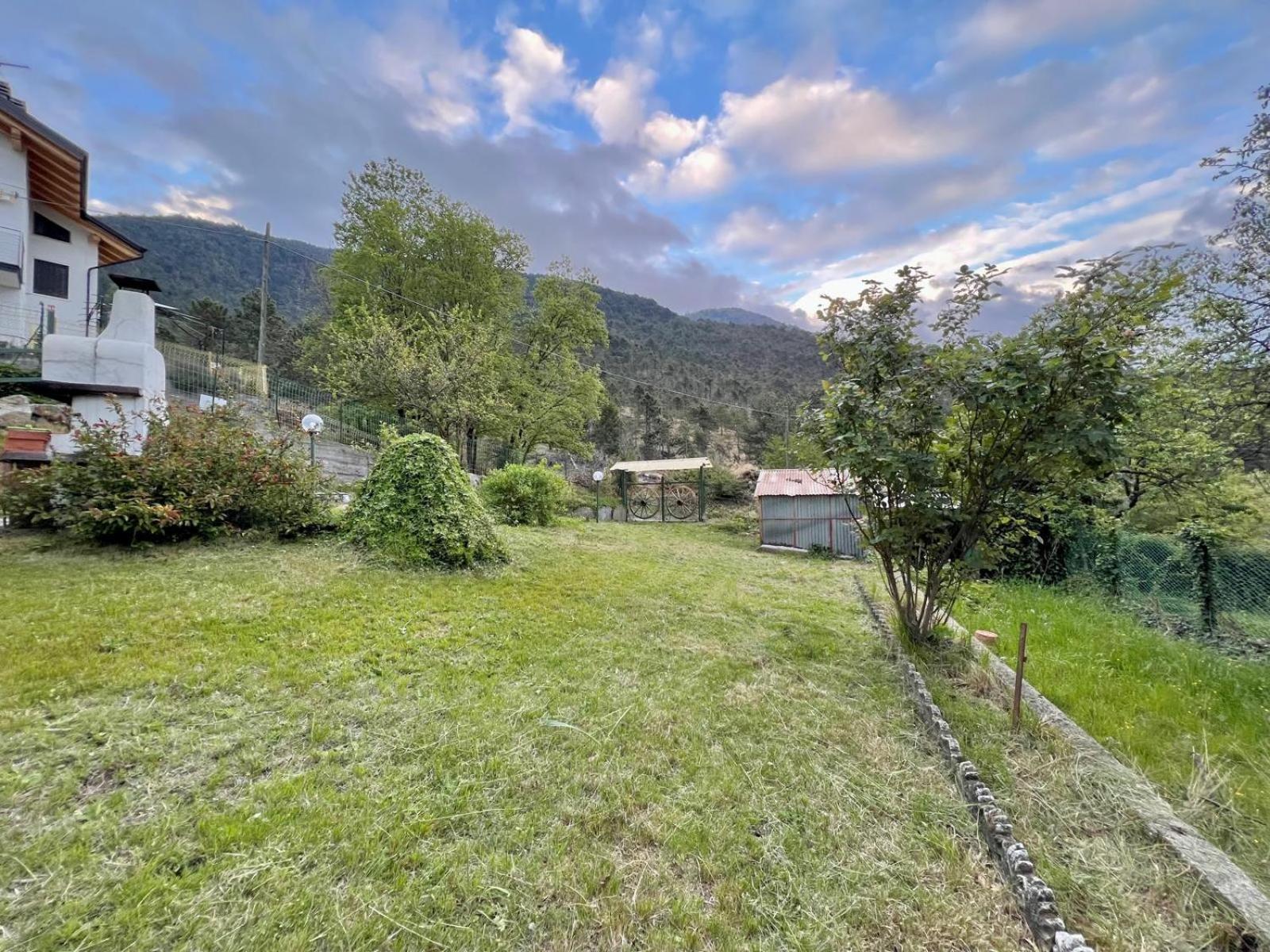 Appartamento Con Giardino Privato. Rubiana Kültér fotó